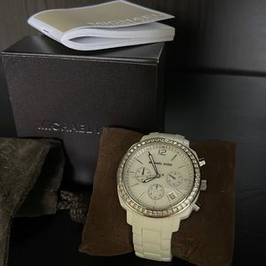 Michael Kors Women's MK5079 White Runway Watch with Crystal Detail